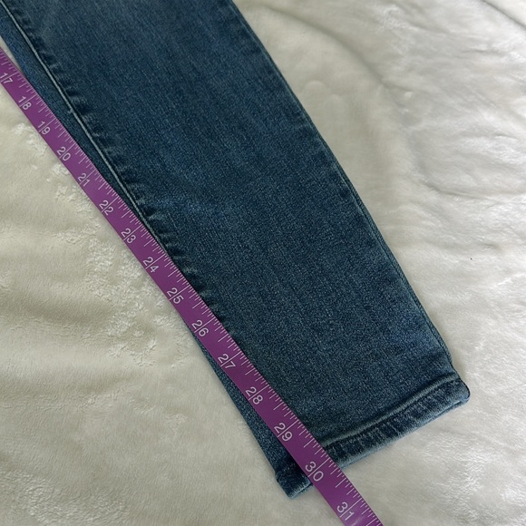 Lucky Brand Lizzie low rise Skinny Jeans - Picture 11 of 13
